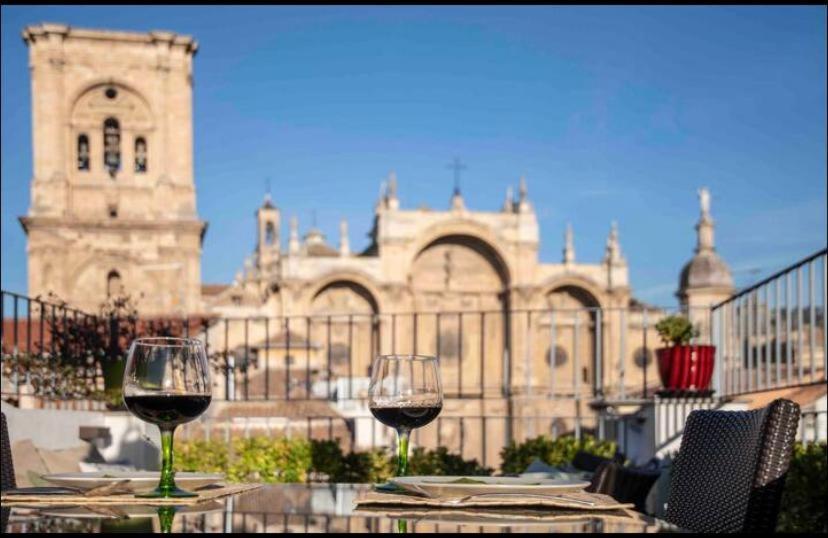 El Palomar De La Catedral Atico Espectacular Apartment Granada Luaran gambar